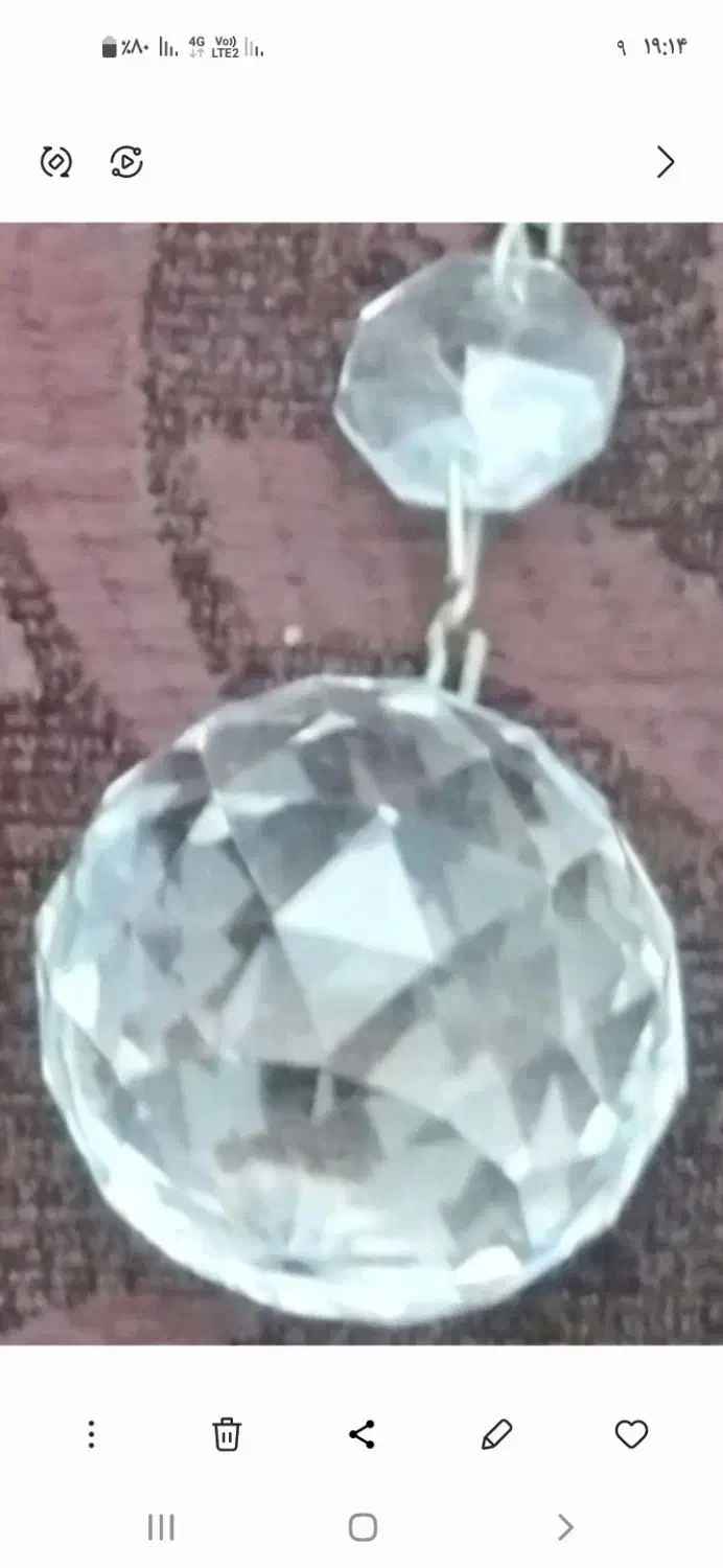 ۳۱ تا گوی کوچک با آویز و۲۱ لامپ لوستر درحدنو سالم|لوستر و چراغ آویز|کرمانشاه, |دیوار