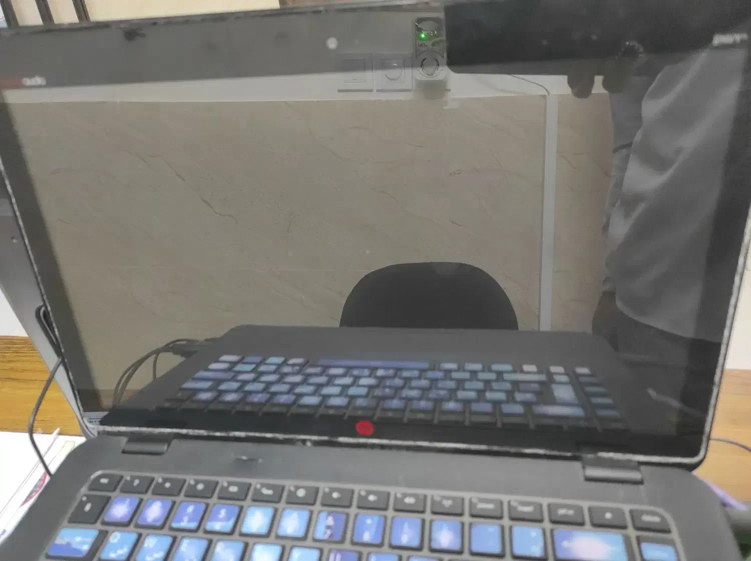 لپ تاپ hp cori7/8gbسیمکارتخور|رایانه همراه|آزادشهر, |دیوار