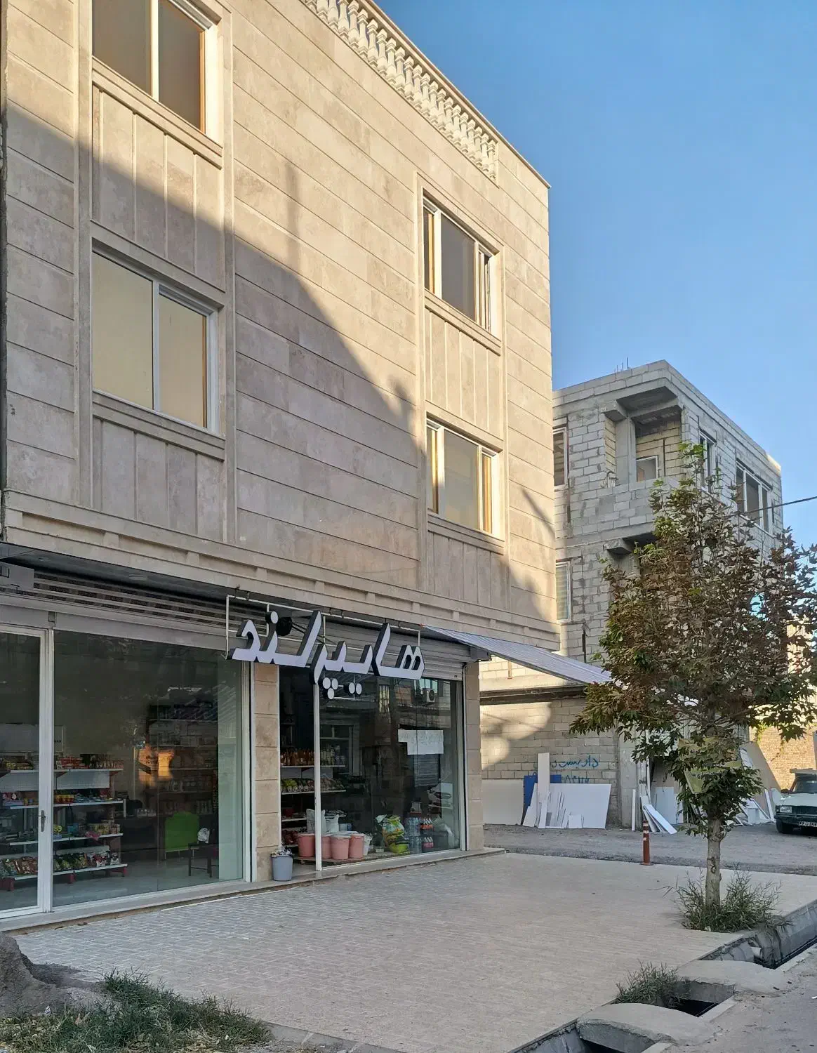 فروش مغازه پشت CNJ بر خیابان 18 متری|فروش مغازه و غرفه|میانه, |دیوار