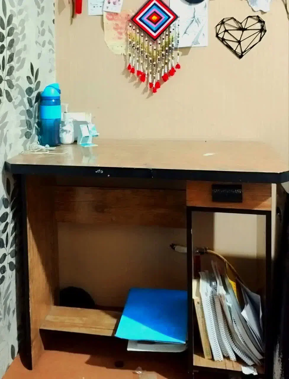 میز تحریر|میز تحریر و کامپیوتر|مشهد, شفا|دیوار