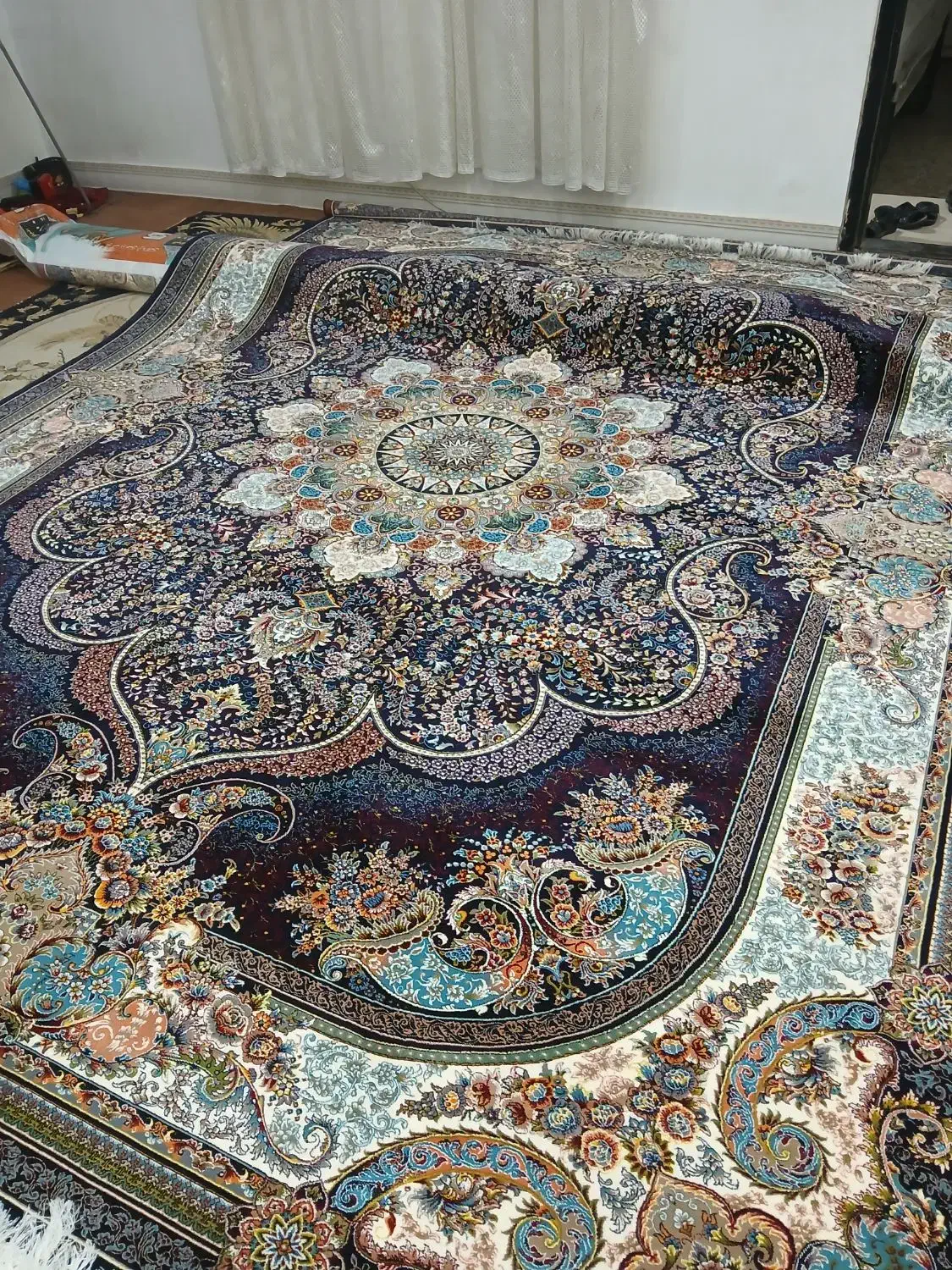 قالی|فرش|اهواز, کمپلو جنوبی|دیوار