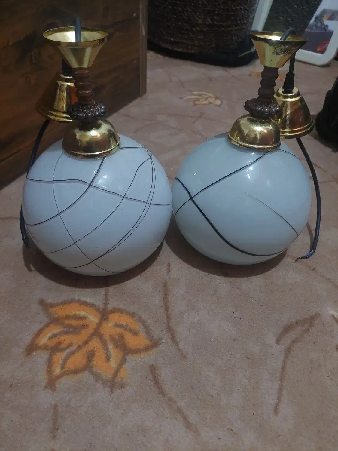 چراغ آویز در حد نو|لوستر و چراغ آویز|دزفول, |دیوار