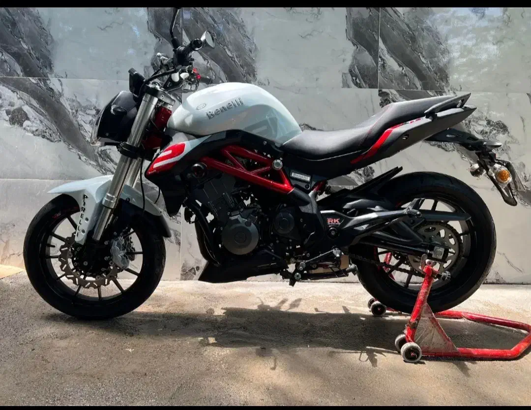 بنلی ۳۰۰|موتورسیکلت|زنجان, |دیوار