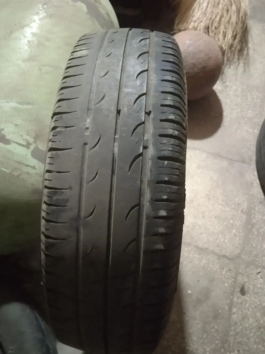 لاستیک دست دوم پژو۴۰۵|قطعات یدکی و لوازم جانبی|قم, ولیعصر|دیوار