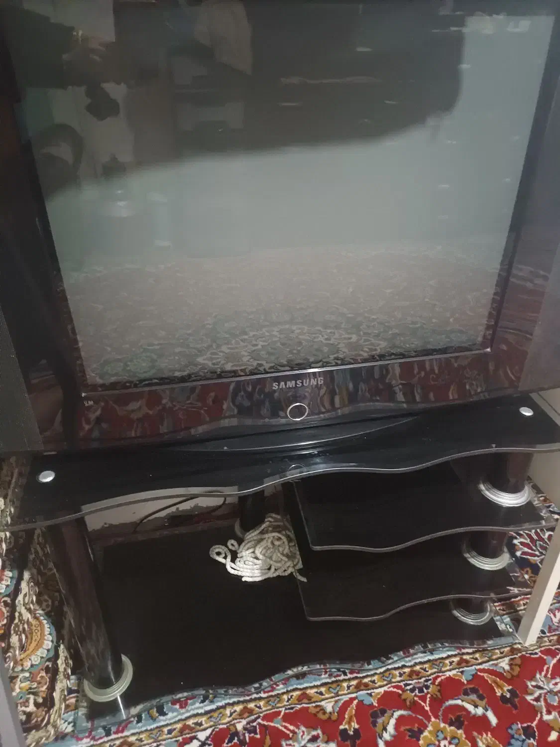 تلویزیون ومیز|تلویزیون و پروژکتور|سنندج, |دیوار