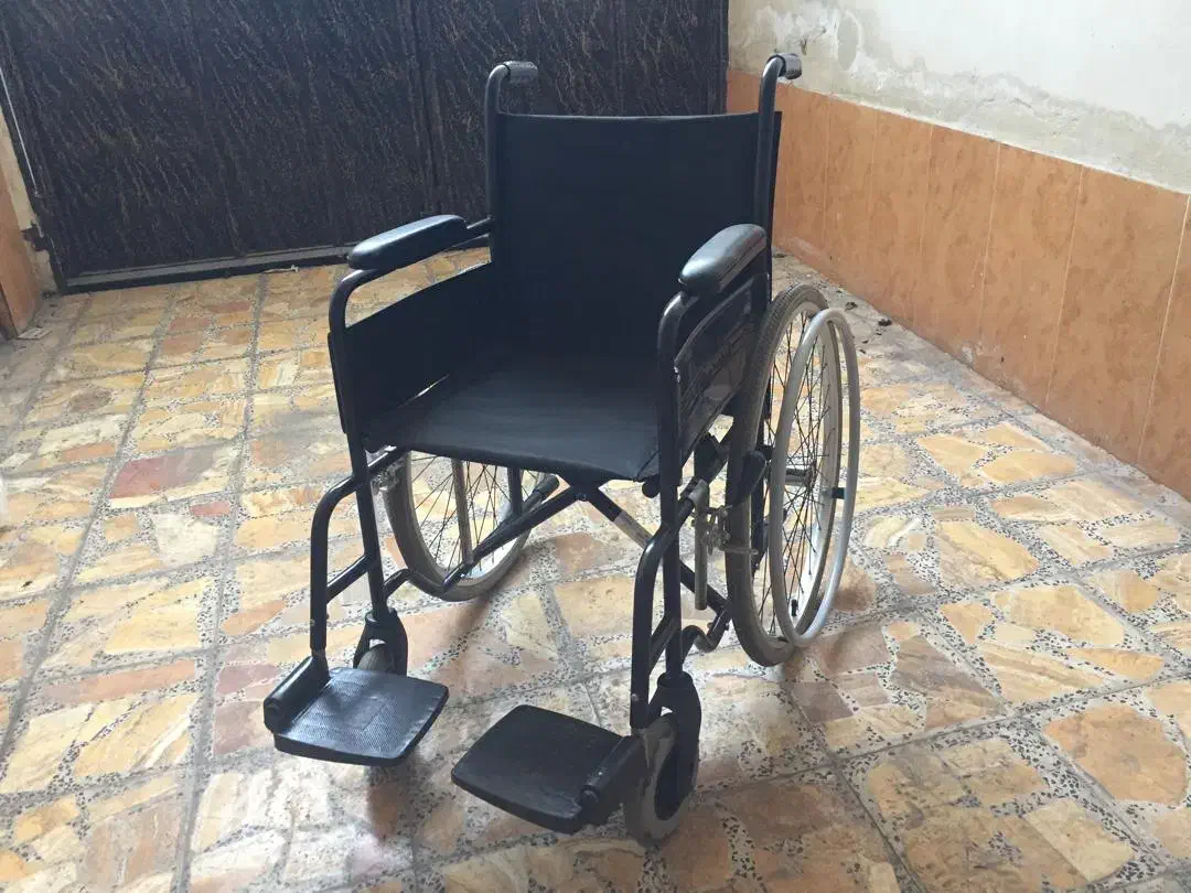 چرخ سالمند|آرایشی، بهداشتی، درمانی|آستانه اشرفیه, |دیوار