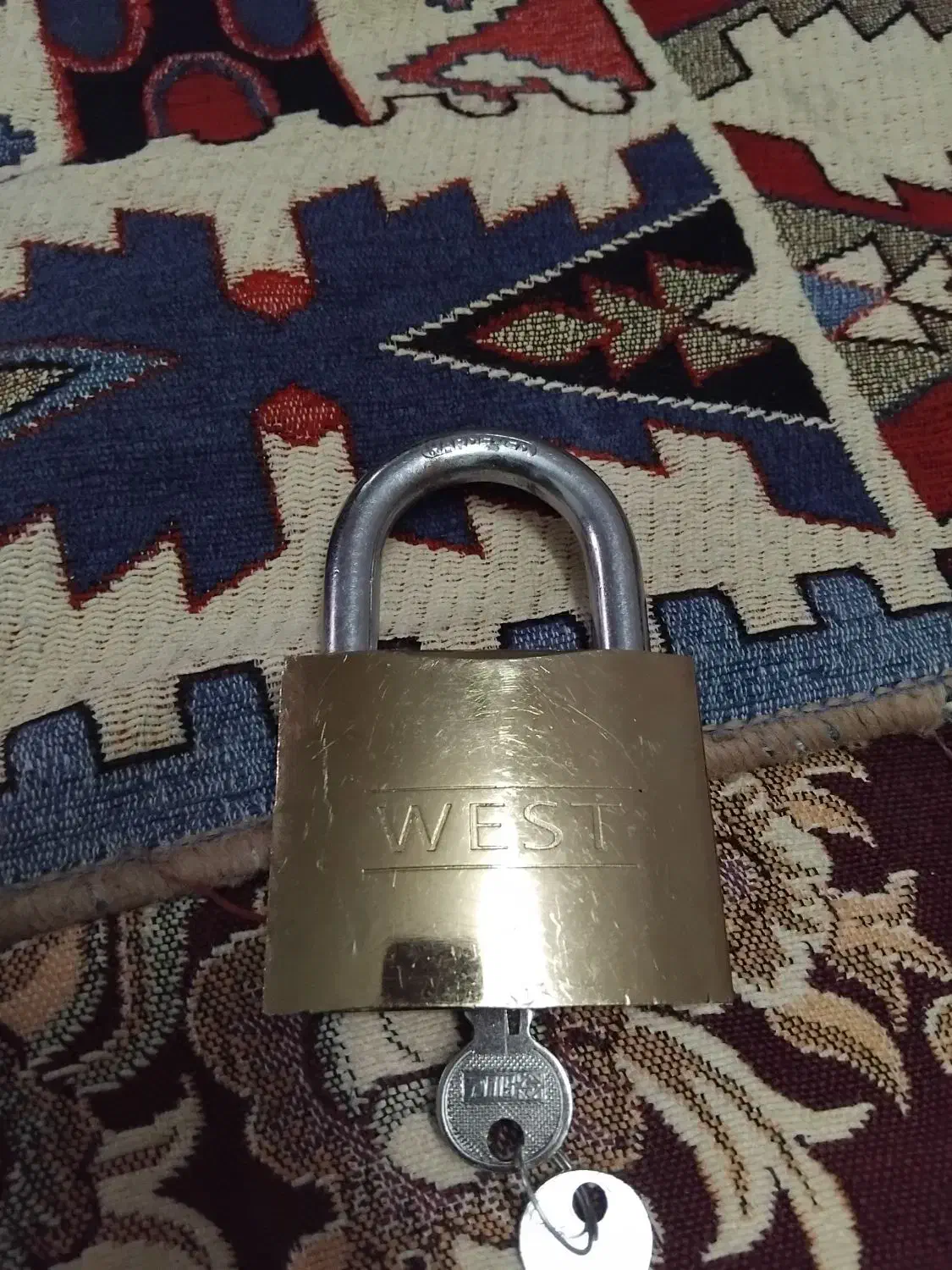 قفل|ابزارآلات|تبریز, |دیوار