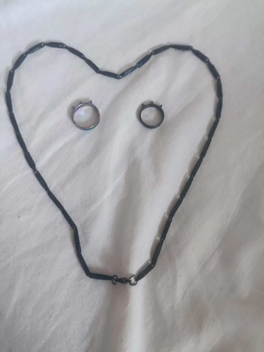 گردن بند مشکی با دو عدد انگشتر|بدلیجات|مشهد, ابوذر|دیوار