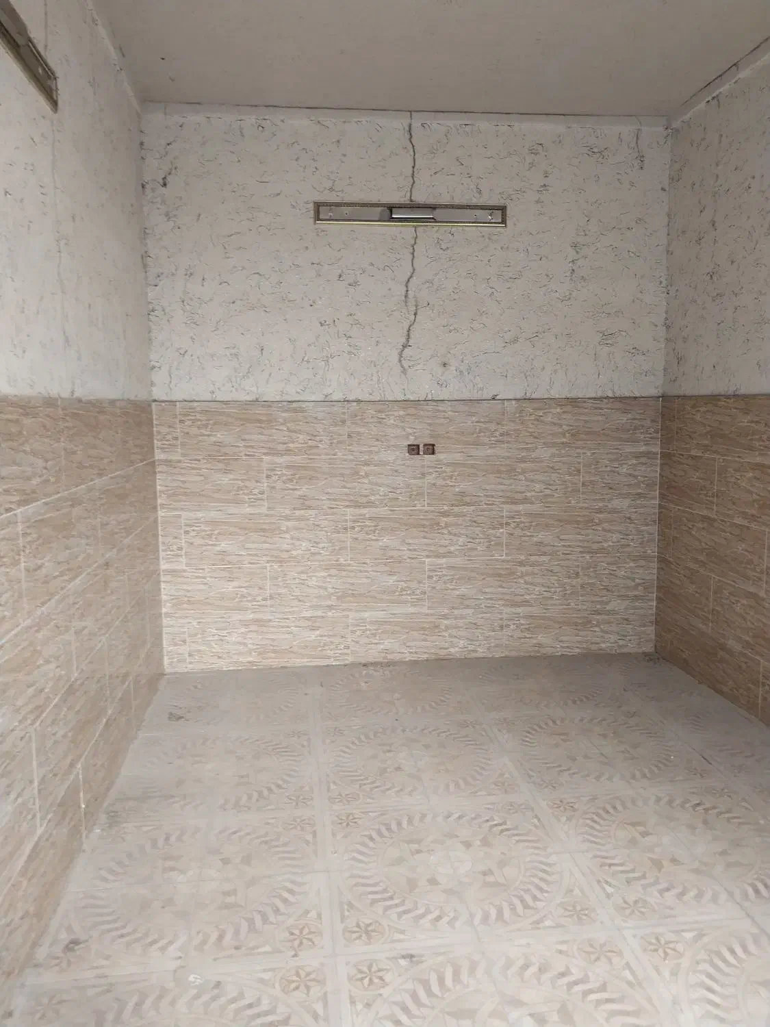 فروش مغازه ۶۰۰ میلیون|فروش مغازه و غرفه|بابل, |دیوار