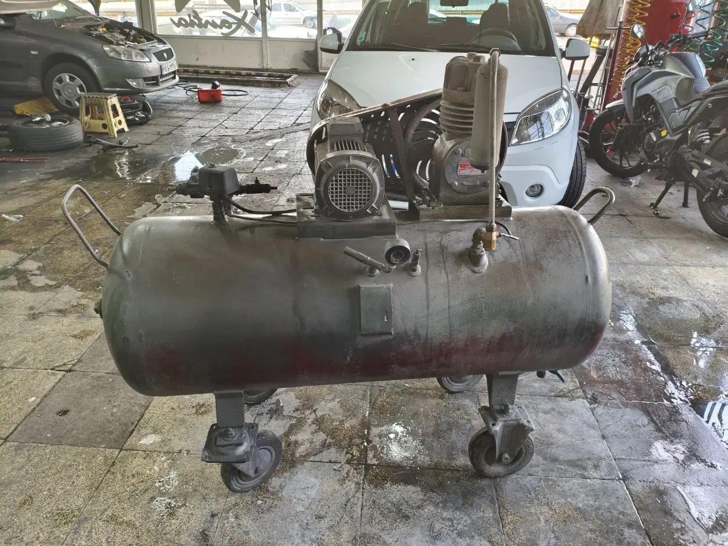 پمپ باد سالم بشرط، دینام باید تعمیر شود|ماشین‌آلات صنعتی|تهران, طرشت|دیوار