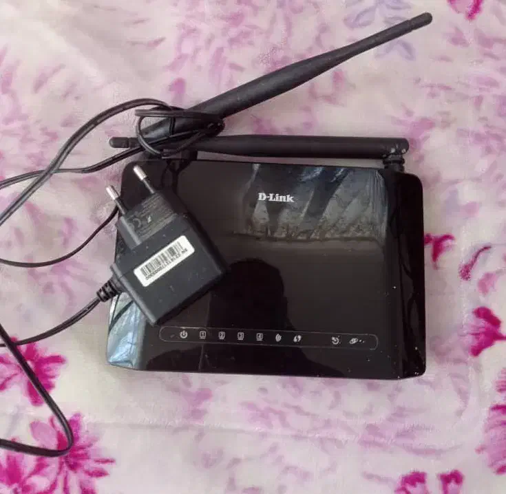 مودم بیسیم D-Link مدل DSL-2740u|مودم و تجهیزات شبکه|شیراز, شهرک پرواز|دیوار
