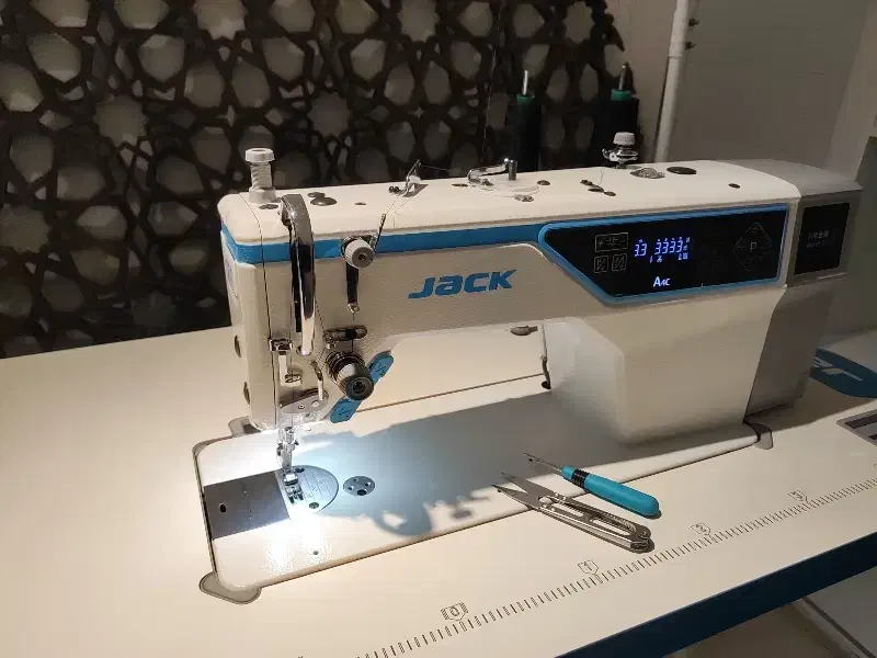 خیاطی|چرخ خیاطی و ریسندگی|تهران, علم و صنعت|دیوار