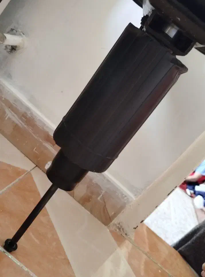 صندلی چرخان|صندلی و نیمکت|کرمانشاه, |دیوار