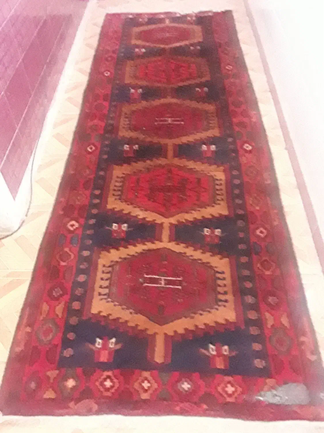 فرش دستباف قدیمی|فرش|قرچک, مهدیه|دیوار