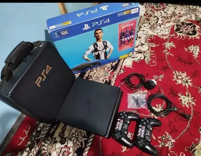 ps4 slim|کنسول، بازی ویدئویی و آنلاین|اراک, |دیوار