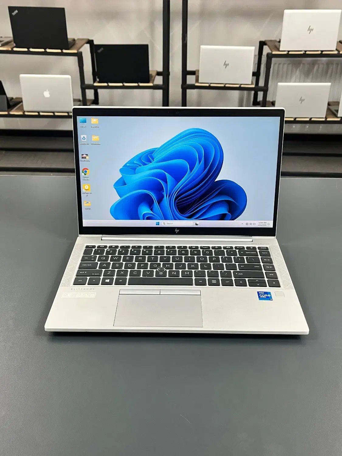 اچ پی i7 نسل 11 سیمکارت خور|رایانه همراه|قم, دورشهر|دیوار