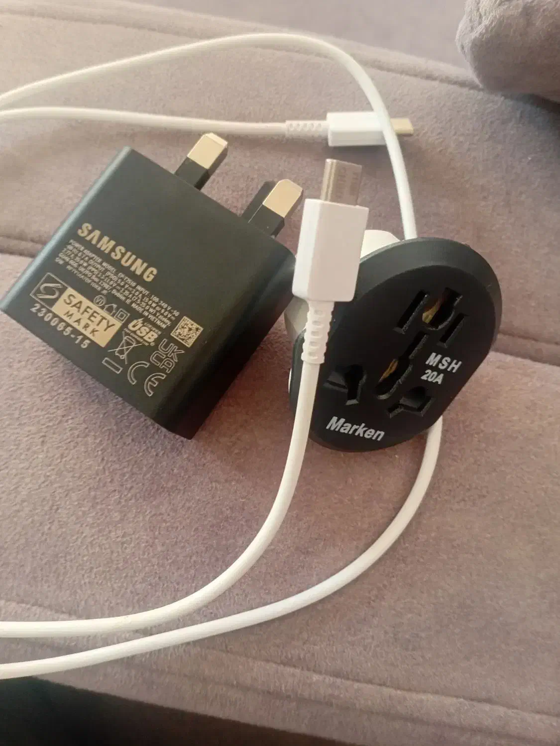 شارژ با کارتون کامل زیرقیمت بازار نو|لوازم جانبی موبایل و تبلت|هشتگرد, هشتگرد قدیم|دیوار