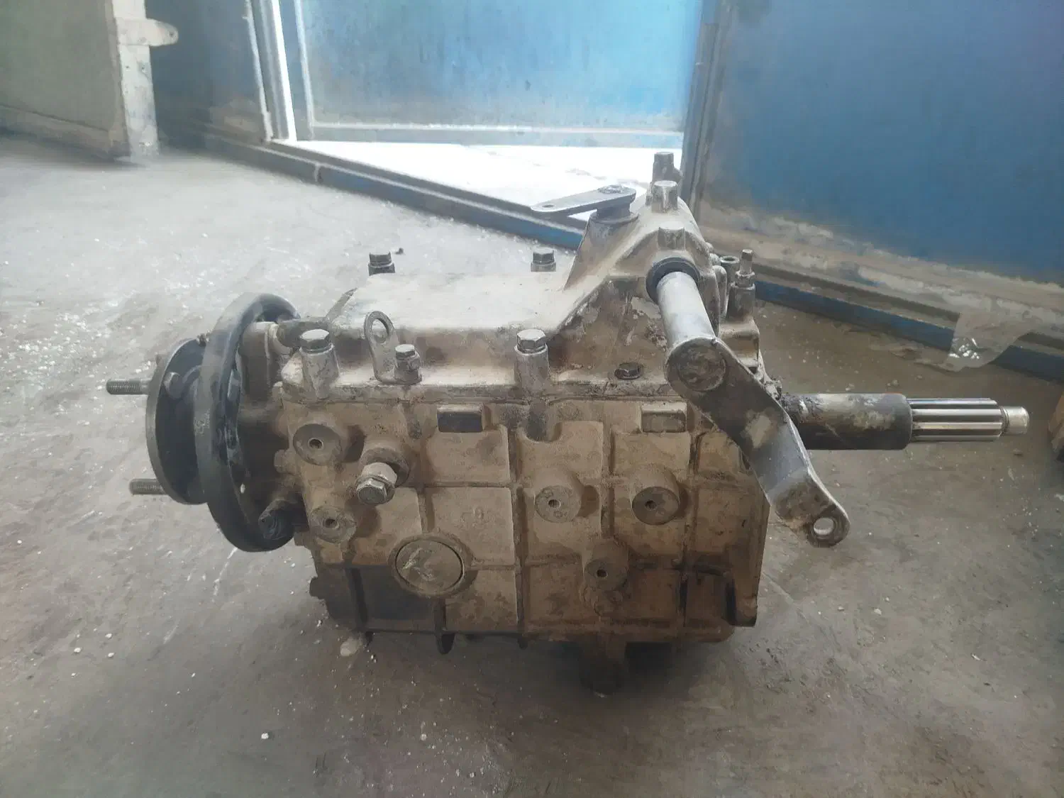 گیربکس فوتون استوک|قطعات یدکی و لوازم جانبی|نجفآباد, کشاورز|دیوار