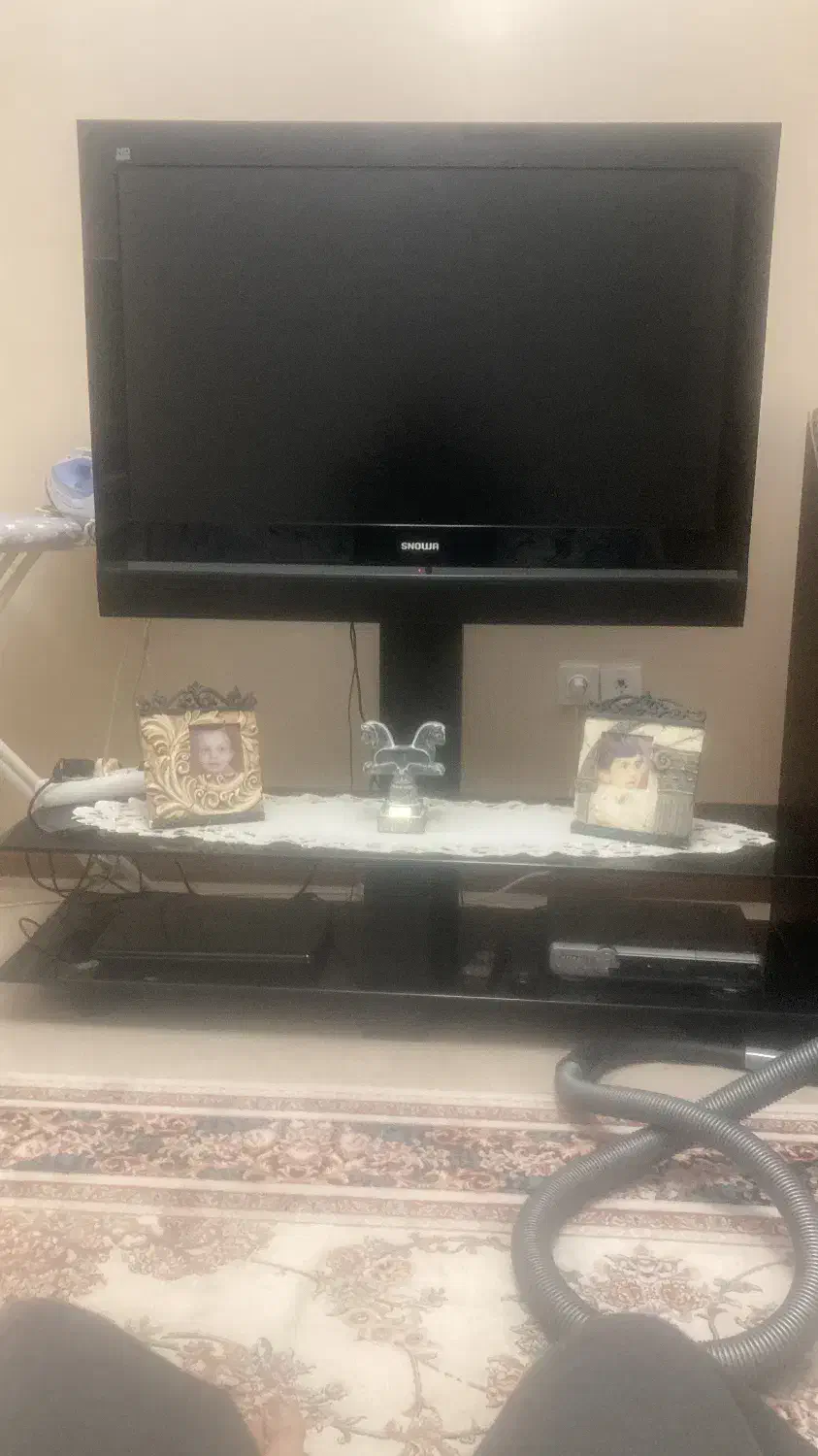 ال سی دی اسنوا ۴۲ اینچ|تلویزیون و پروژکتور|اصفهان, قلعه طبره|دیوار