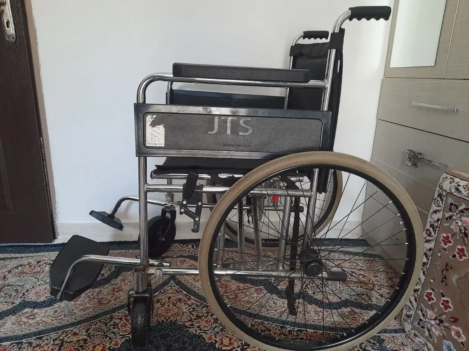 ویلچر دستی|آرایشی، بهداشتی، درمانی|چهاردولی, |دیوار