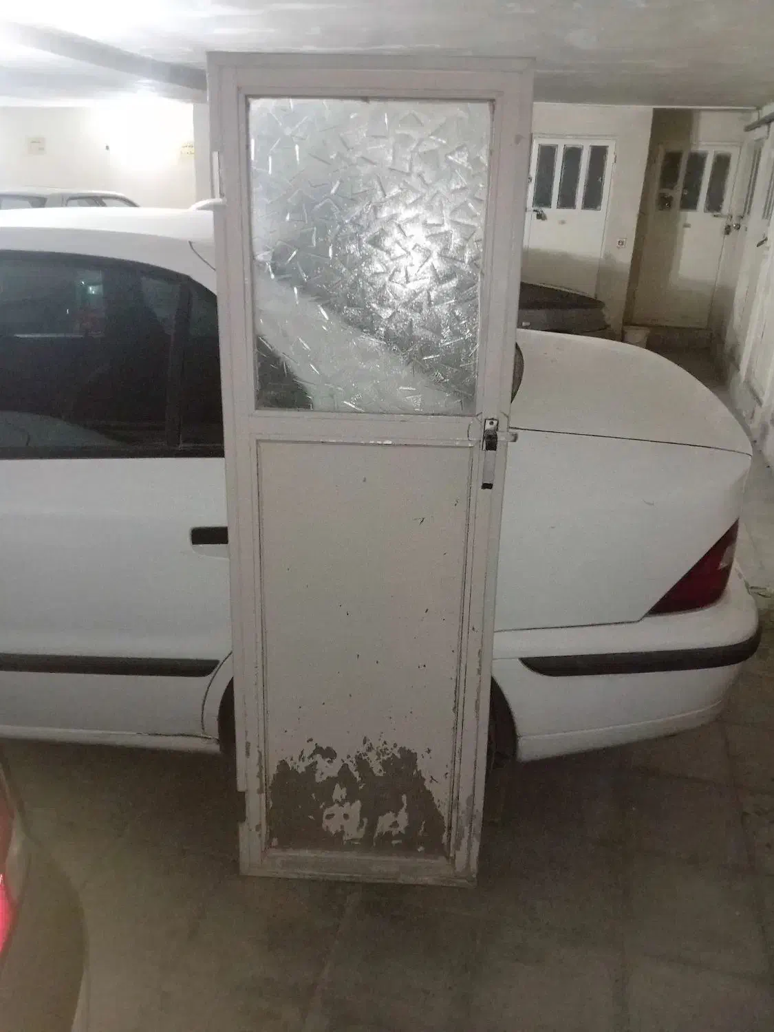 درب حمام آلومینیومی|مصالح و تجهیزات ساختمان|کرج, شاهینویلا|دیوار