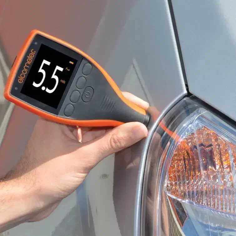 کارشناسی رنگ خودرو در محل تشخیص ماشین سنگین فنی|خدمات موتور و ماشین|خرمآباد, |دیوار