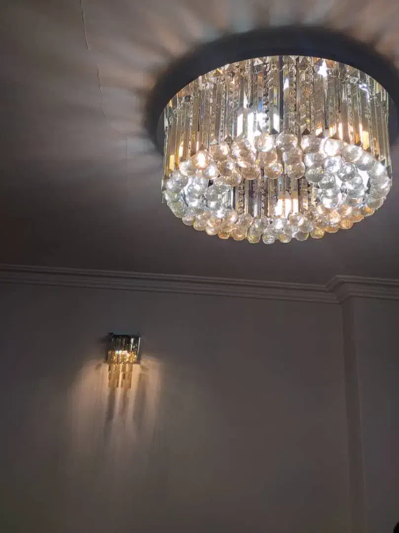 لوستر  کریستالی و دیوار کوب|لوستر و چراغ آویز|رشت, پیرسرا|دیوار