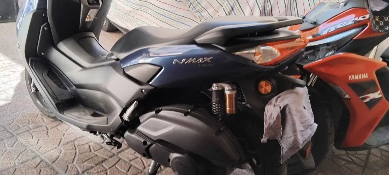 یاماها. ۱۵۵|موتورسیکلت|بازفت, |دیوار