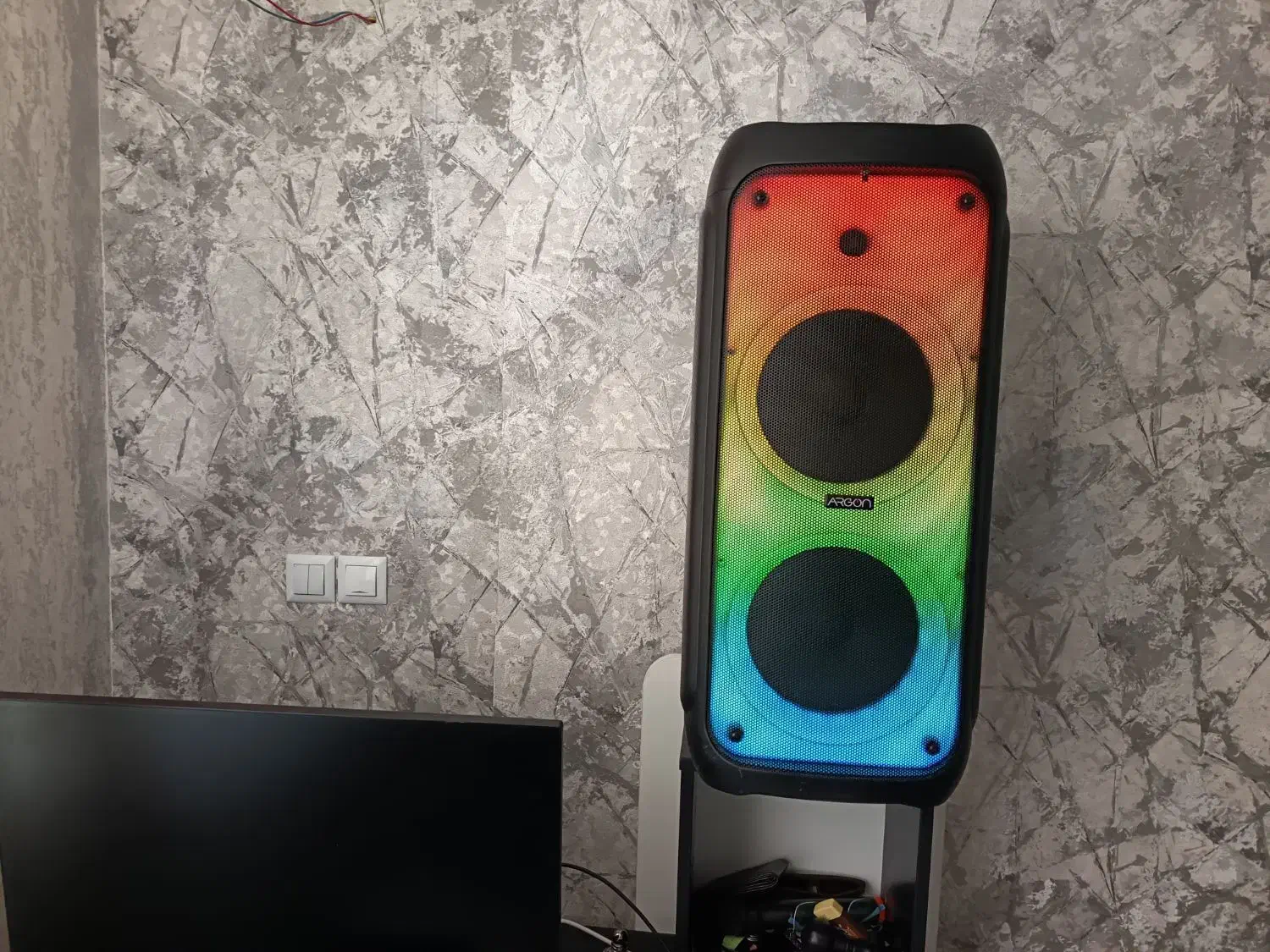 اسپیکر(پارتی باکس)پر قدرت(1500)بزرگ قیمت استثنایی|پخشکننده همراه|شیراز, شهرک والفجر|دیوار