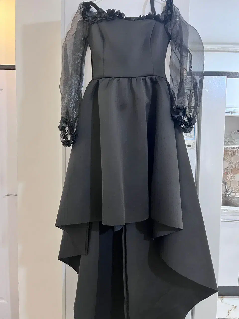 لباس مجلسی|لباس|رشت, پیرکلاچای|دیوار