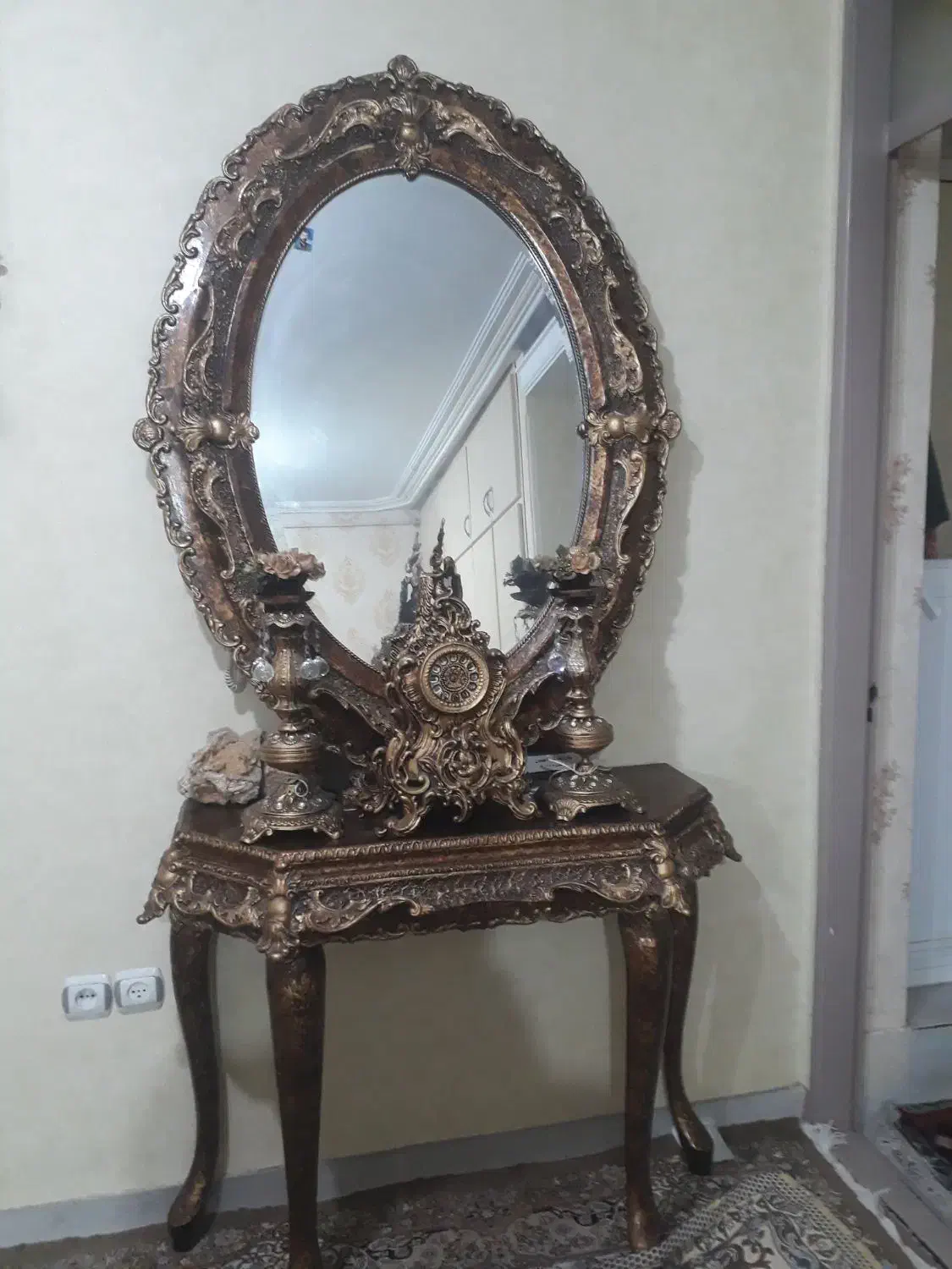 آیینه و شمعدان|آینه|تبریز, |دیوار