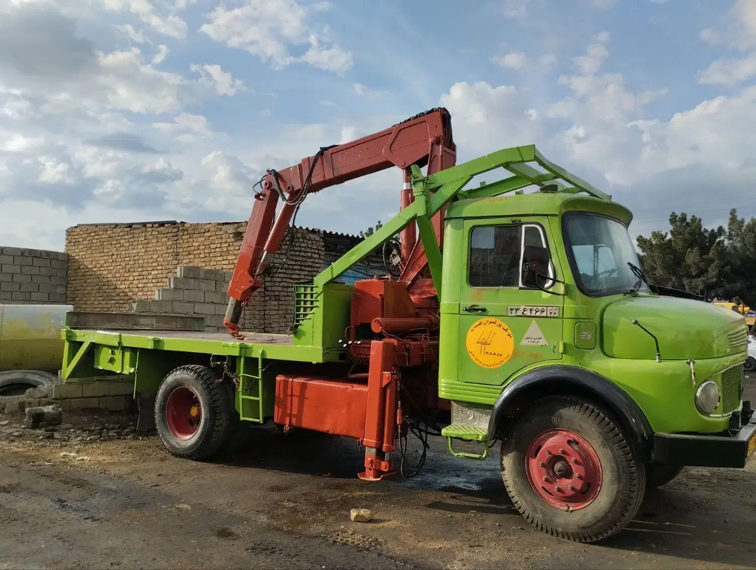 خدمات جرثقیل ،نصب تیر برق و یدکشی(شبانه روزی(|خدمات حمل و نقل|بجنورد, |دیوار