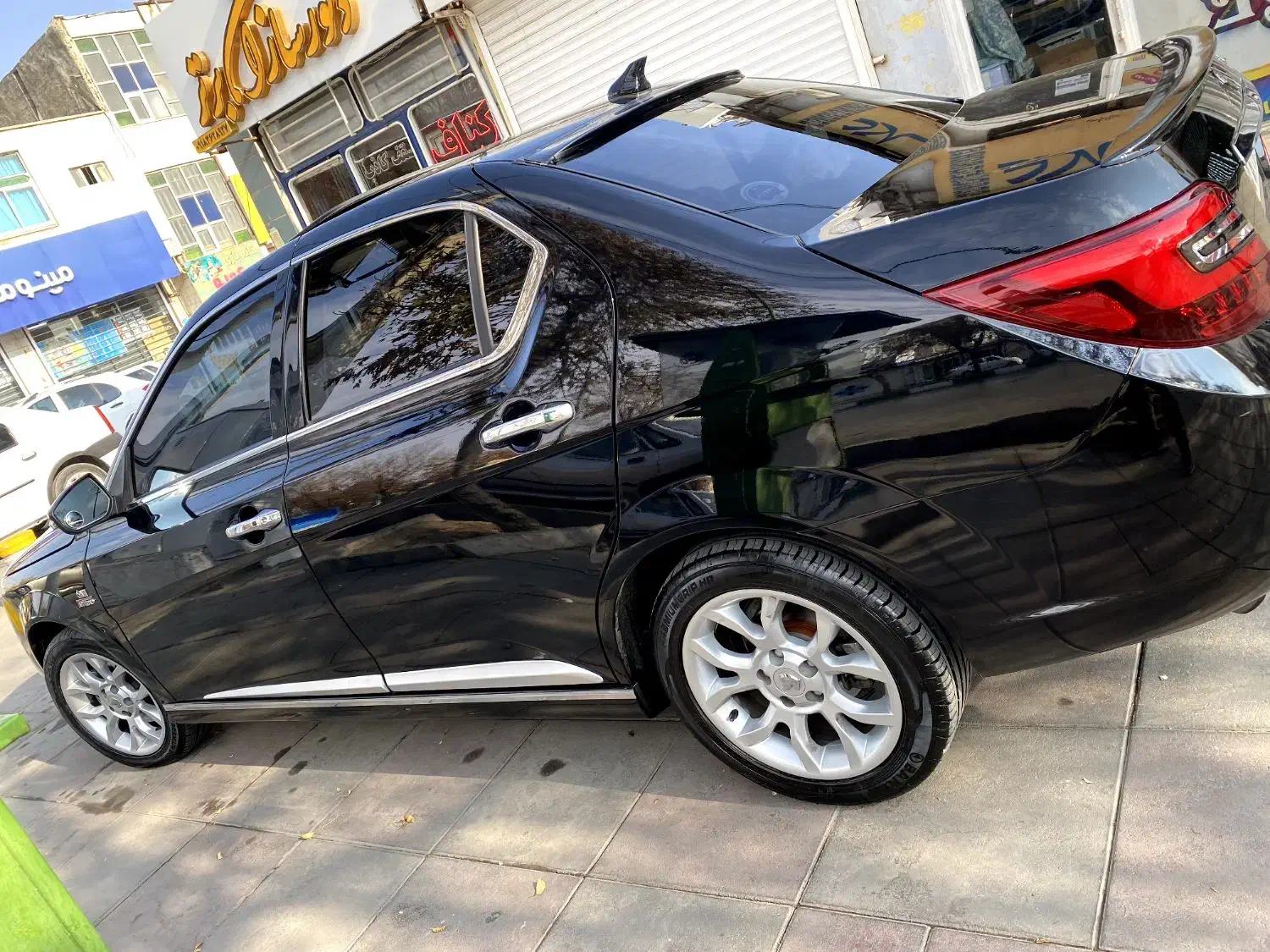 دنا پلاس اتومات آپشنال|خودرو سواری و وانت|اراک, |دیوار