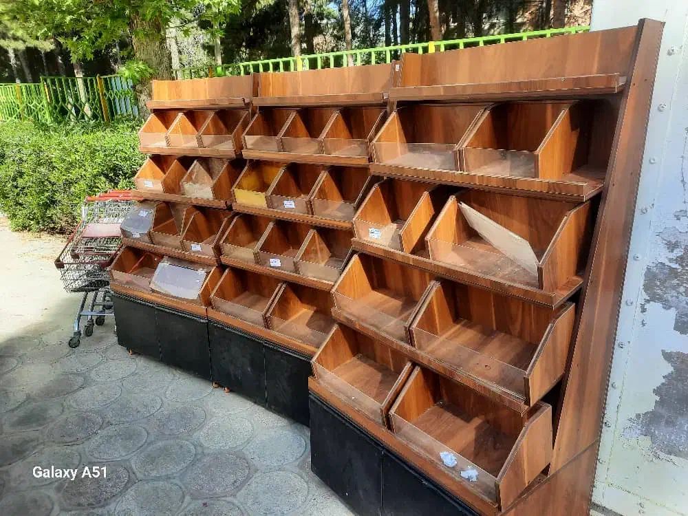 فروش قفسه.میز.ترازو|عمدهفروشی|شیراز, دشت چنار|دیوار