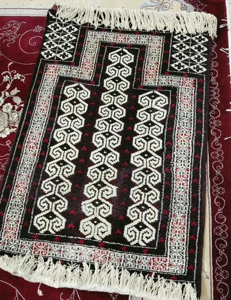 قالیچه دستباف ترکمن ،طرح قوچ‌بَر ،اندازه ۸۵×۱۳۵|فرش|گنبد کاووس, |دیوار