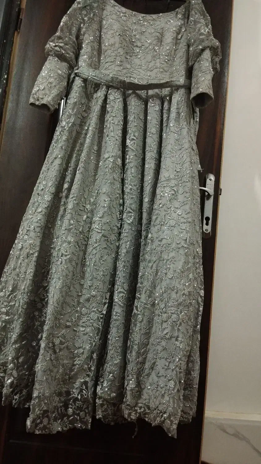 لباس مجلسی زنانه|لباس|نیمروز, |دیوار