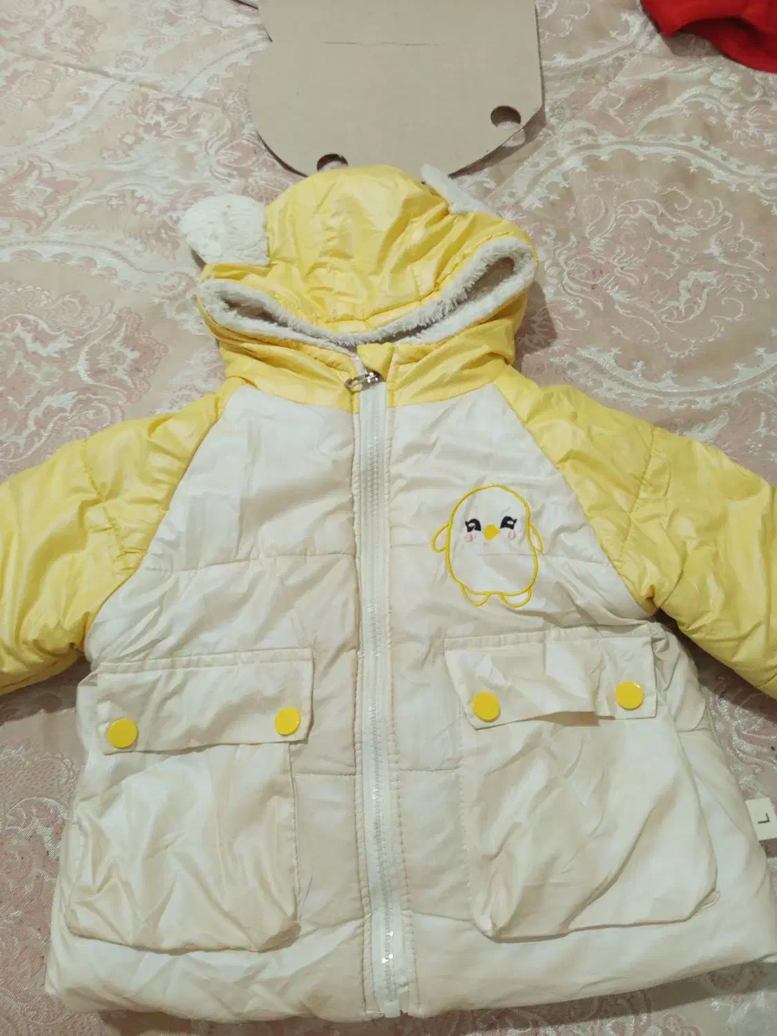 لباس کاپشن مناسب بر ۳سال|کفش و لباس بچه|رباط‌کریم, رباط‌کریم|دیوار