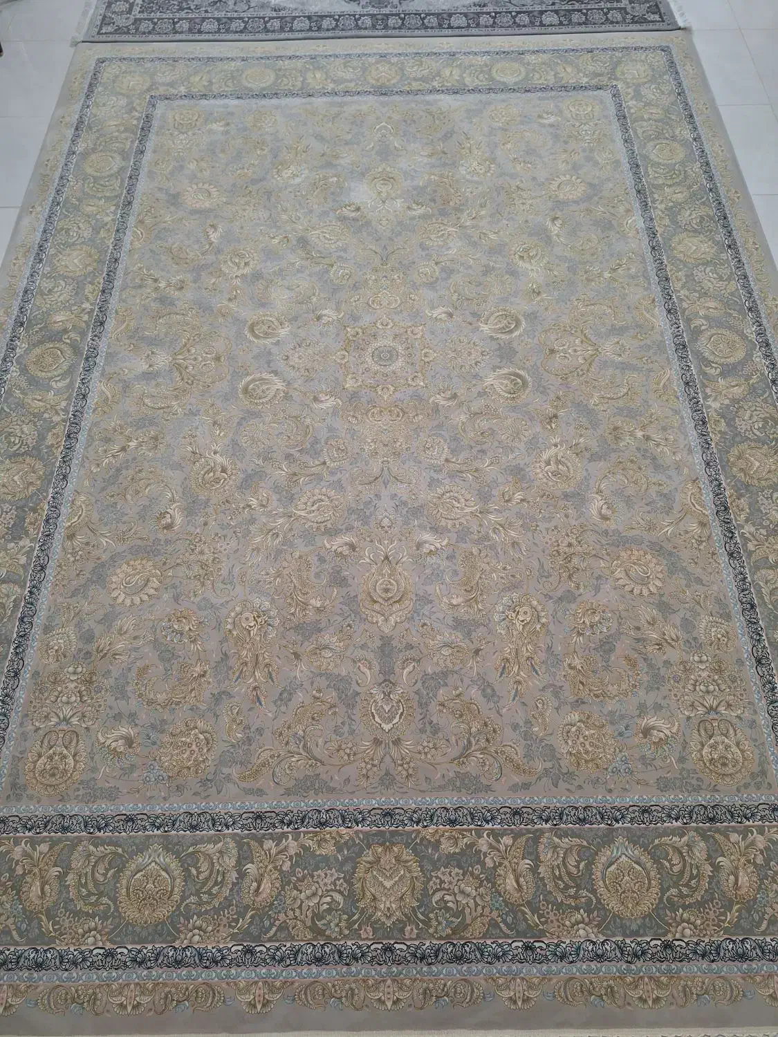 فرش در حد نو|فرش|شیروان (خراسان), |دیوار