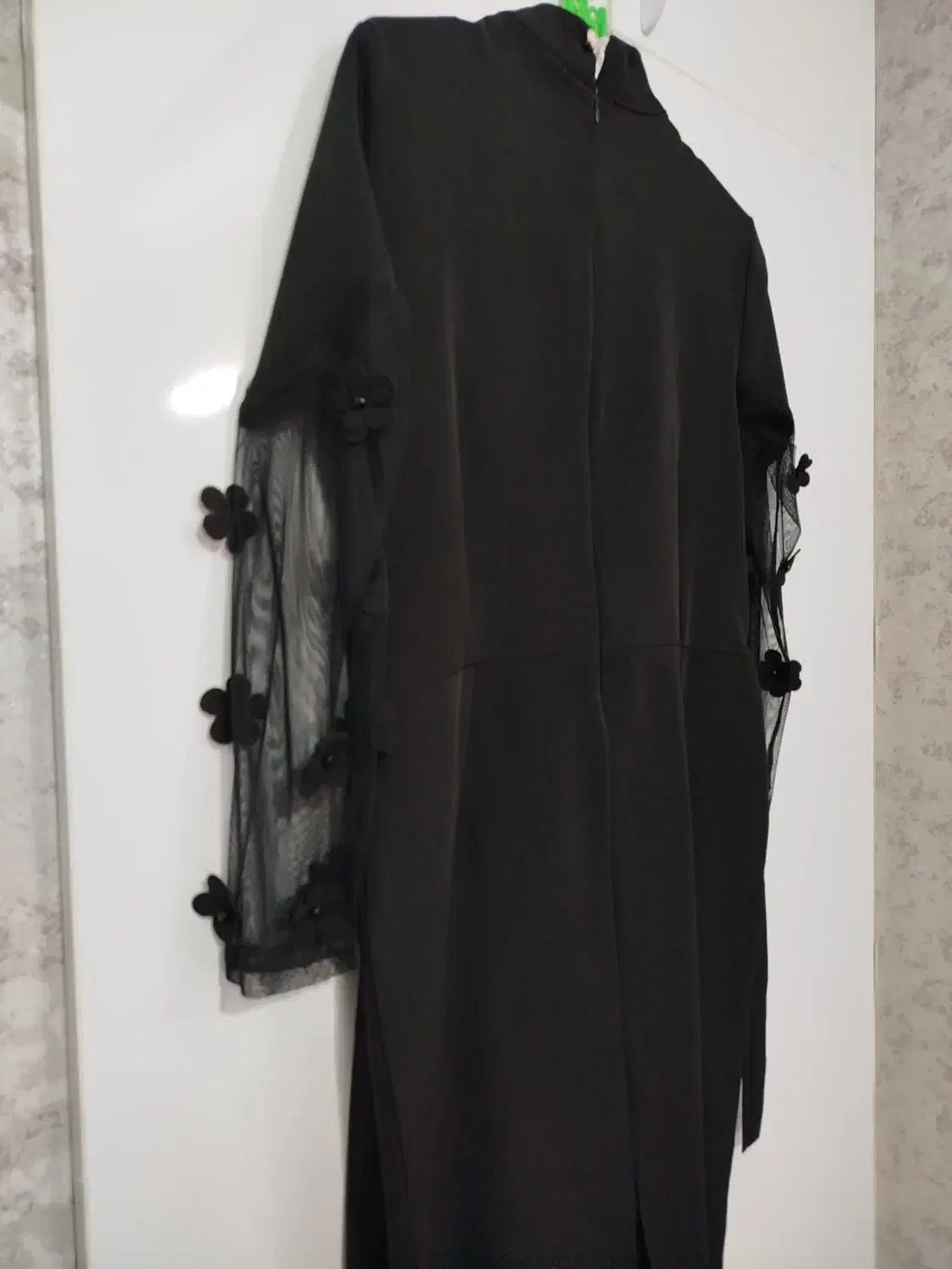 پیراهن کوتاه|لباس|ویسیان, |دیوار