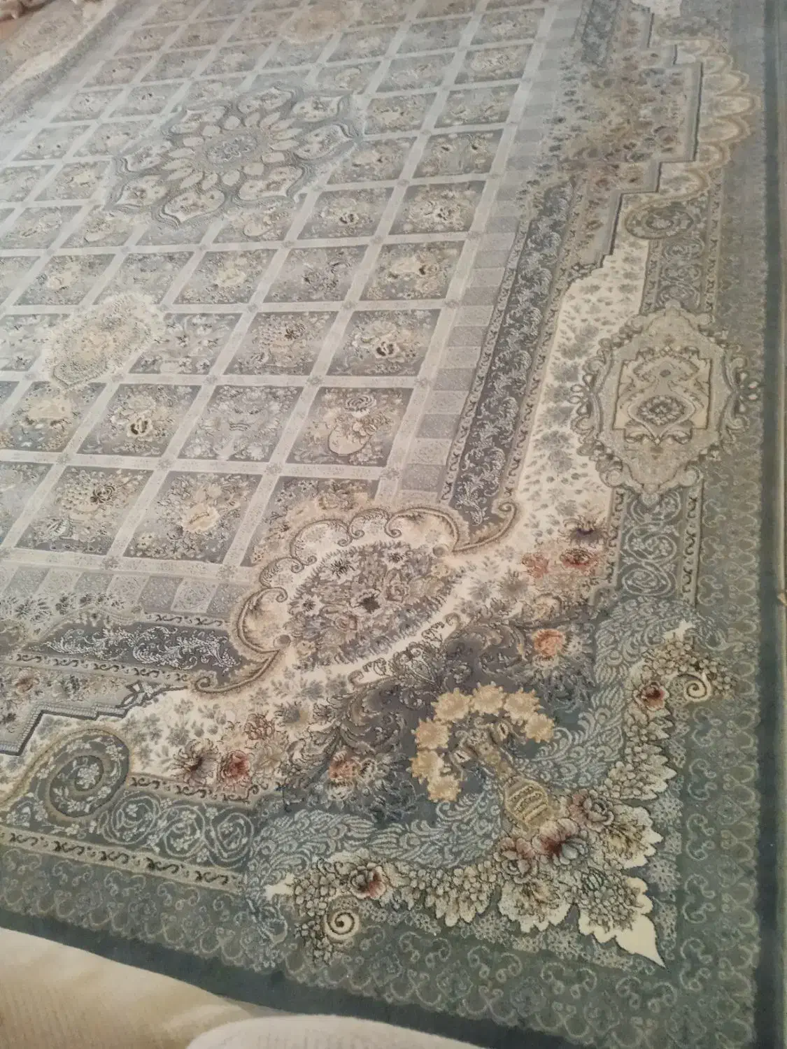 فرش نه متری نو یکسال گرفتم|فرش|گلستان (تهران), |دیوار