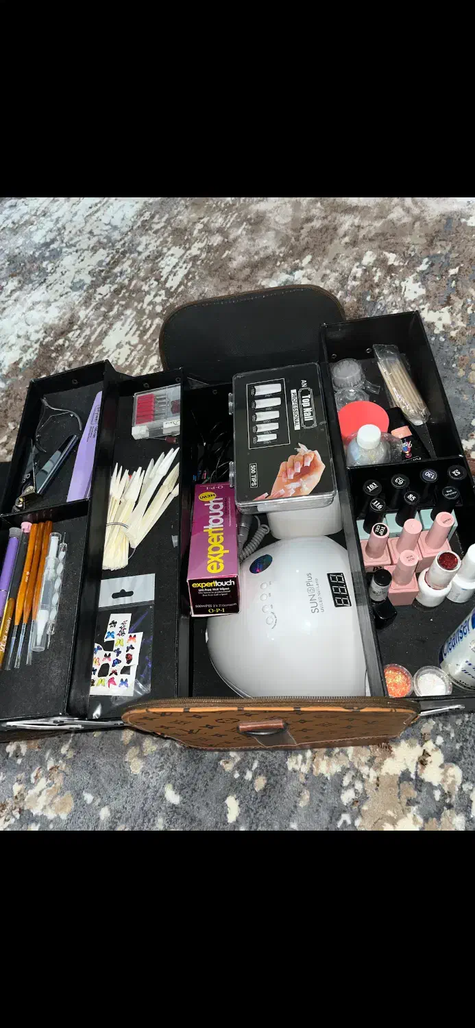 لوازم کاشت ناخن|آرایشی، بهداشتی، درمانی|تبریز, |دیوار