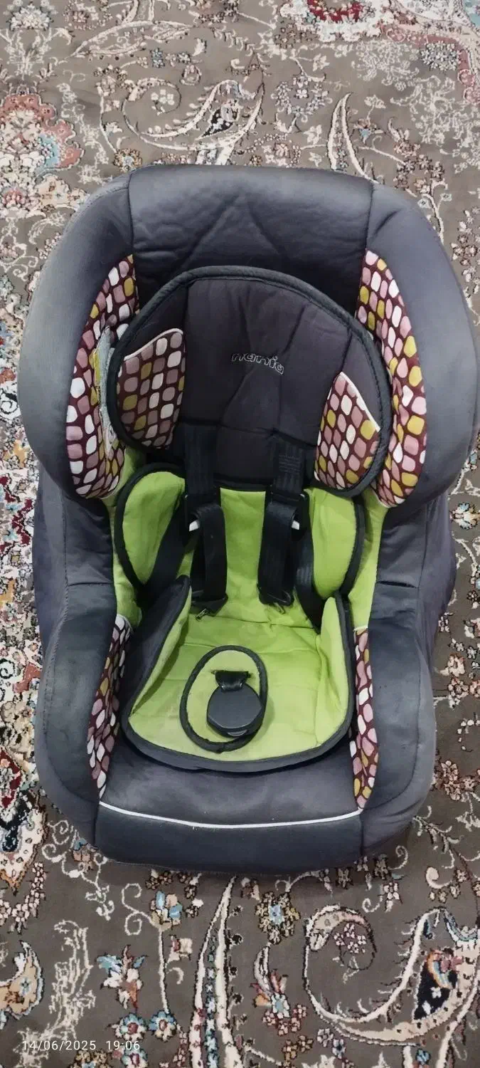 صندلی ماشین کودک|تخت و صندلی بچه|مرند, |دیوار