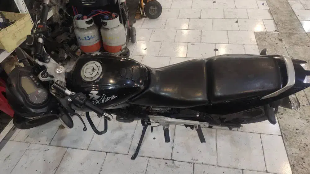 موتور پالس باجاج ۲۲۰|موتورسیکلت|تهران, آسمان|دیوار