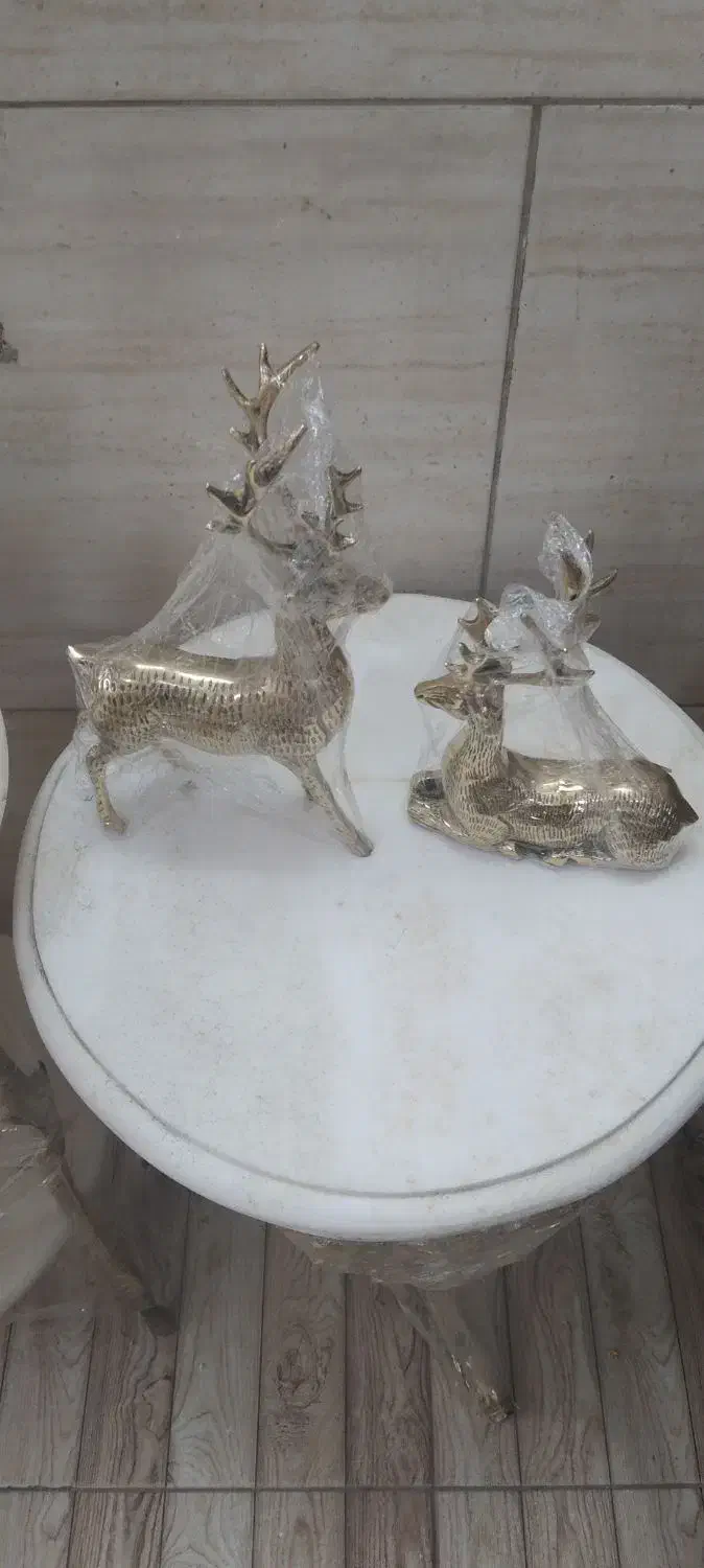 مجسمه|مجسمه، تندیس، ماکت|ورامین, خیر آباد|دیوار