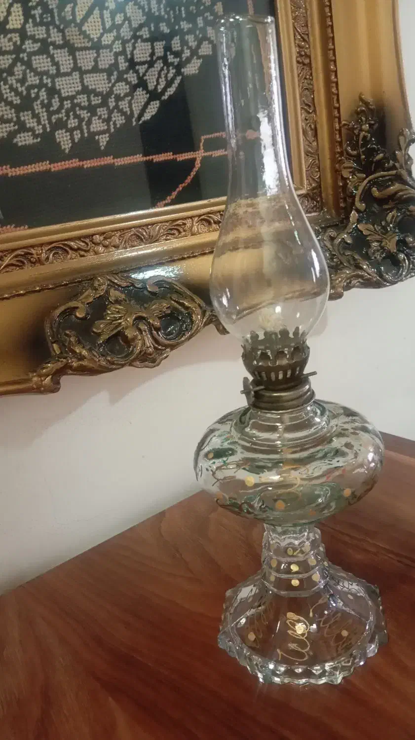 چراغ|کلکسیون اشیاء عتیقه|ورامین, شهرک فجر|دیوار