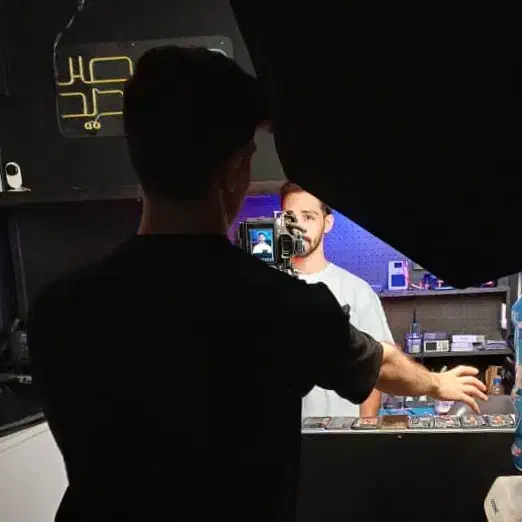 استخدام فیلم بردار برای تولید محتوا|استخدام هنری و رسانه|قم, زنبیل آباد|دیوار