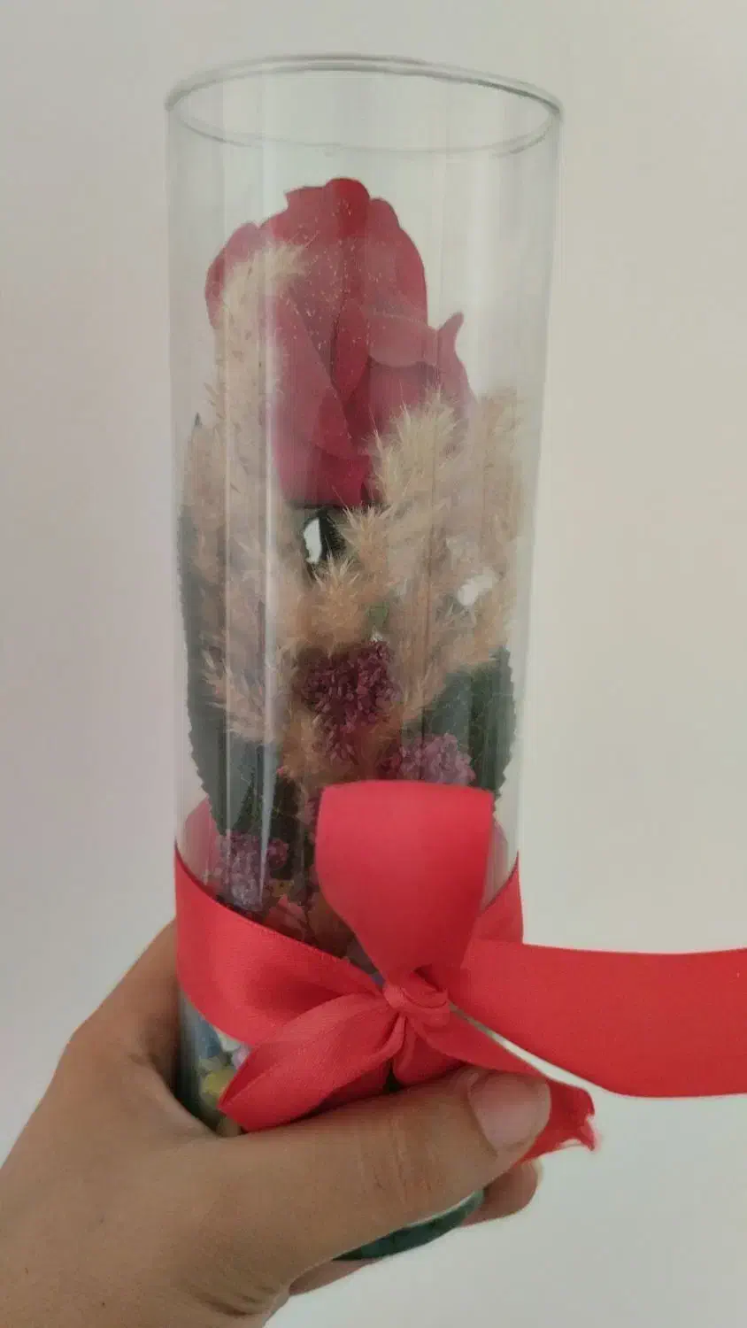 دو عدد گلدون استوانه ای و گل رز|گل مصنوعی|لاهیجان, حاجی آباد|دیوار