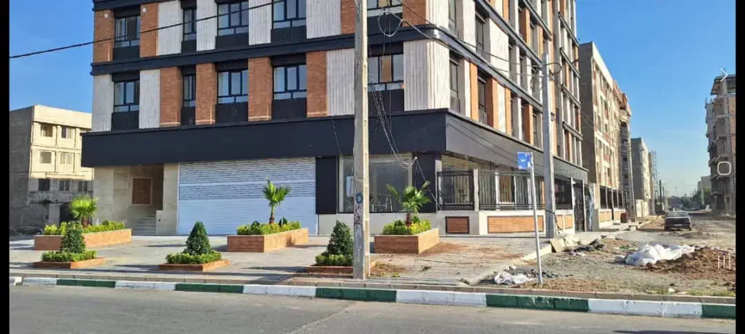 ۶۲۰متر تجاری و۱۶۰ متر انباری فلت طالقانی اسلامشهر|اجارهٔ مغازه و غرفه|اسلام‌شهر, شهرک طالقانی|دیوار