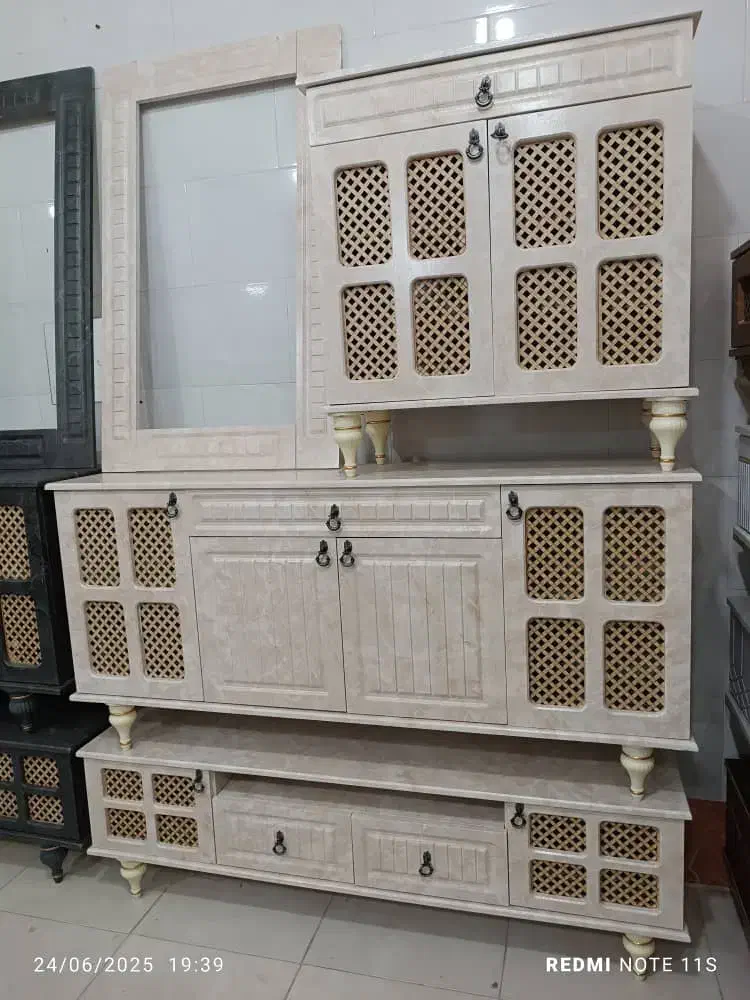 ست میز تلوزیون و آینه و کنسول حصیری سایز بزرگ|بوفه، ویترین، کنسول|مرودشت, فاز دوم شهرک فرهنگیان|دیوار