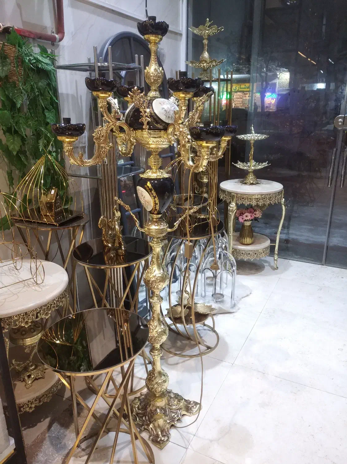 تولید انواع ظروف.لوستر اباژور چهلچراغ الیاژی|لوستر و چراغ آویز|مشهد, کلاکوب|دیوار